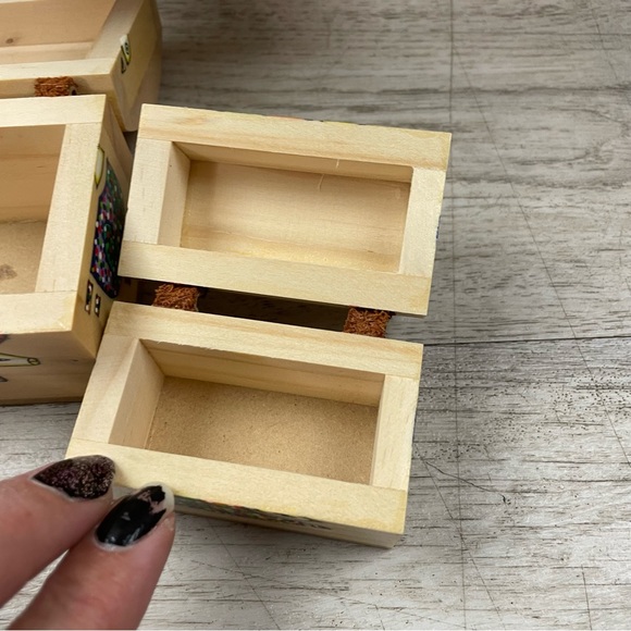 Vintage Folk Art 3 Nesting Wooden Boxes Painted El Salvador - Picture 8 of 11